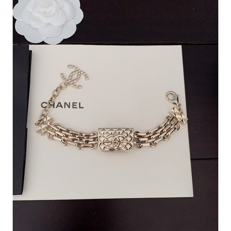 18K CC Bag Gold Chain Bracelet