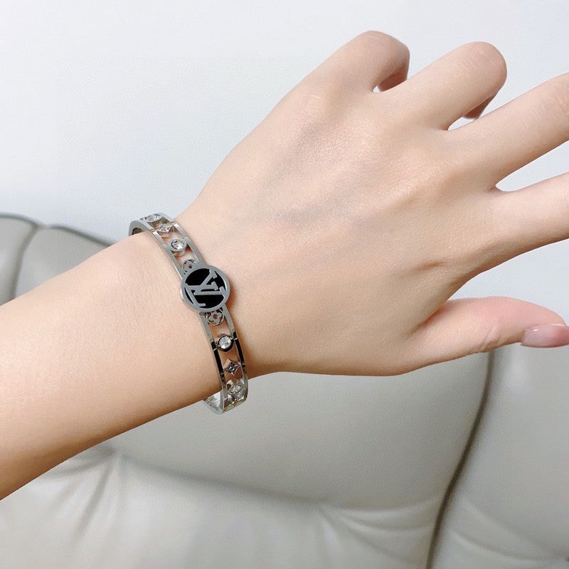 18K Louis Diamond Bracelet