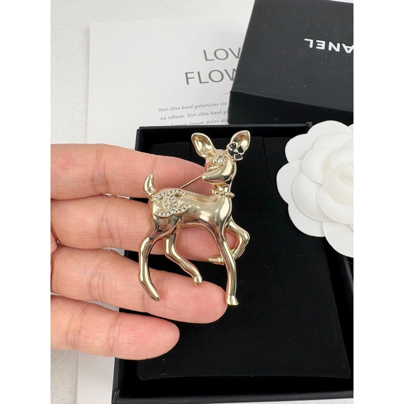 18K CC Deer Gold Brooch