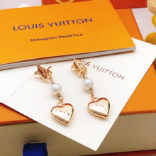 18K Louis Heart Earrings