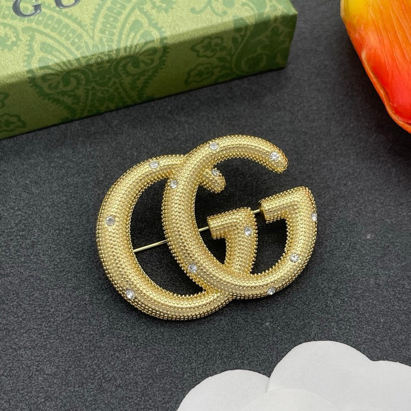 18K GG Gold Diamond Brooch