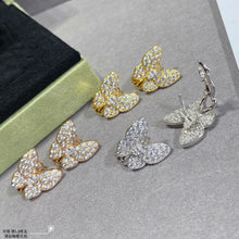 18K Two Butterfly Diamonds Earrings