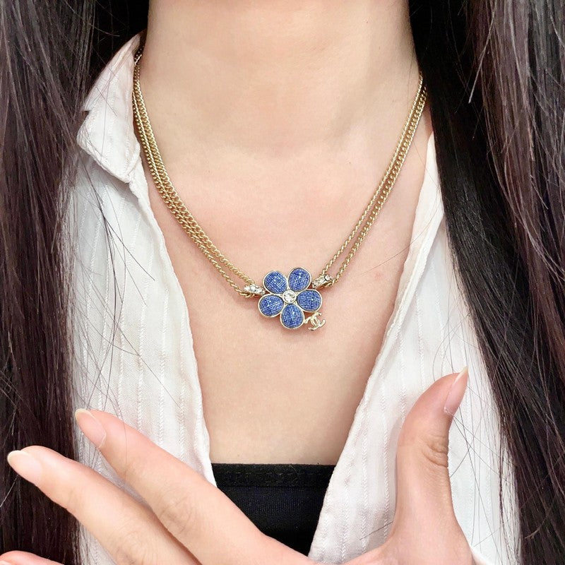 18K CC Blue Gold Camellia Chain Necklace