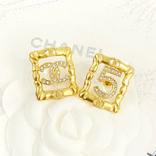 18K CC No.5 Square Diamond Earrings