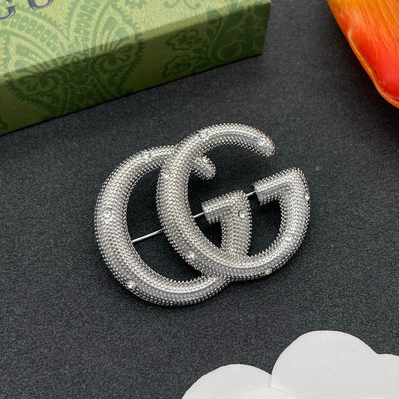 18K GG Gold Diamond Brooch