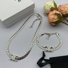 18K Coeur Chain Necklace