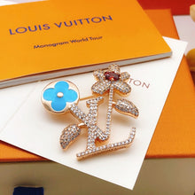 18K Louis Blooming Brooch