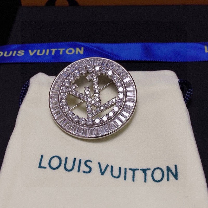 18K Louis Full Diamond Brooch