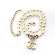 18K CHANEL CC Pearls Choker Necklace
