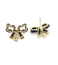 18K CC Bow Tie Strass Earrings