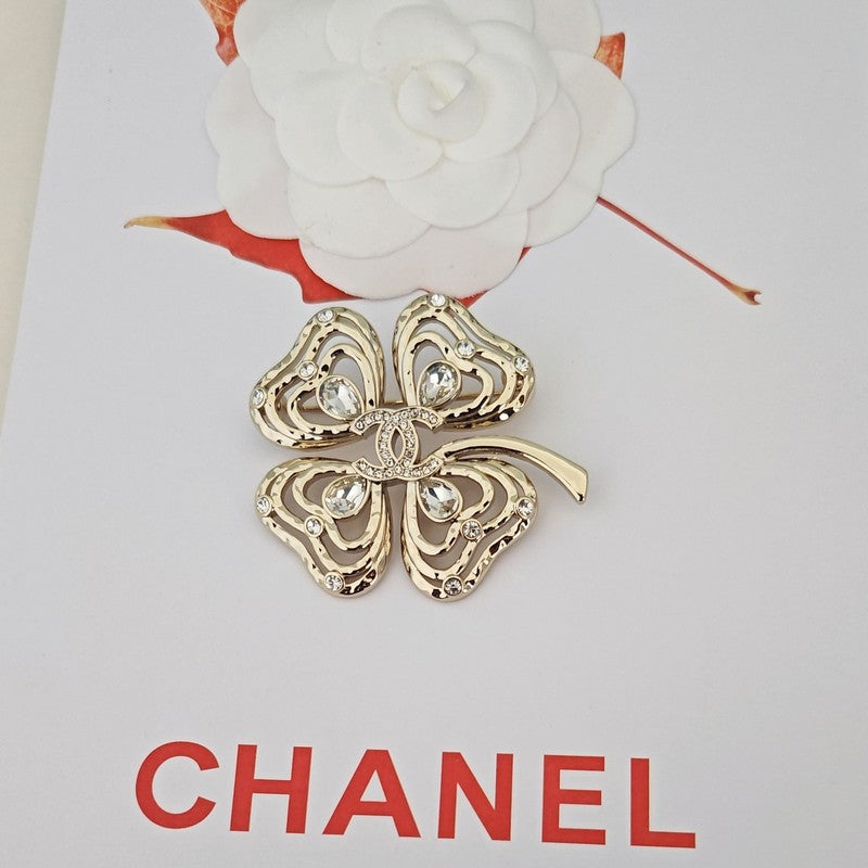 18K CC Clover Leaf Diamond Brooch