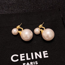 18K Triomphe Pearl Earrings