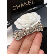 18K CC Bow Tie Diamond Brooch