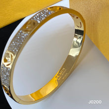 18K F Is Bracelet