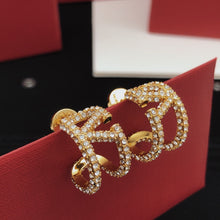 18K Vlogo Diamonds Open Earrings