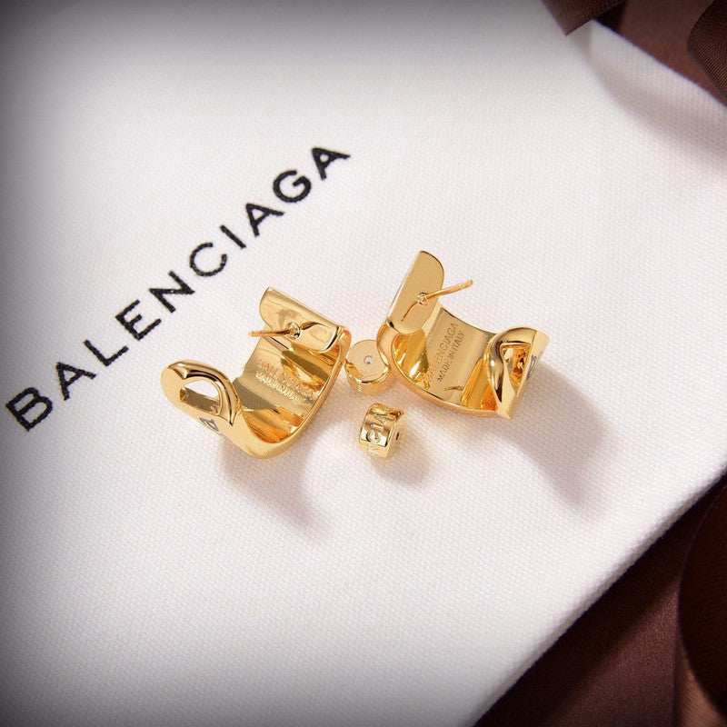 18K BB Red Heart Gold Earrings