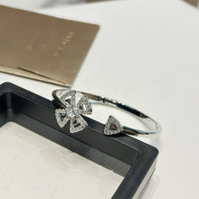 18K Fiorever Diamonds Bracelet