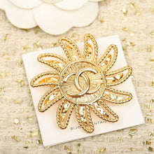 18K CC Sunflower Brooch