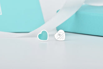 18K Return to Tiffany Heart Earrings