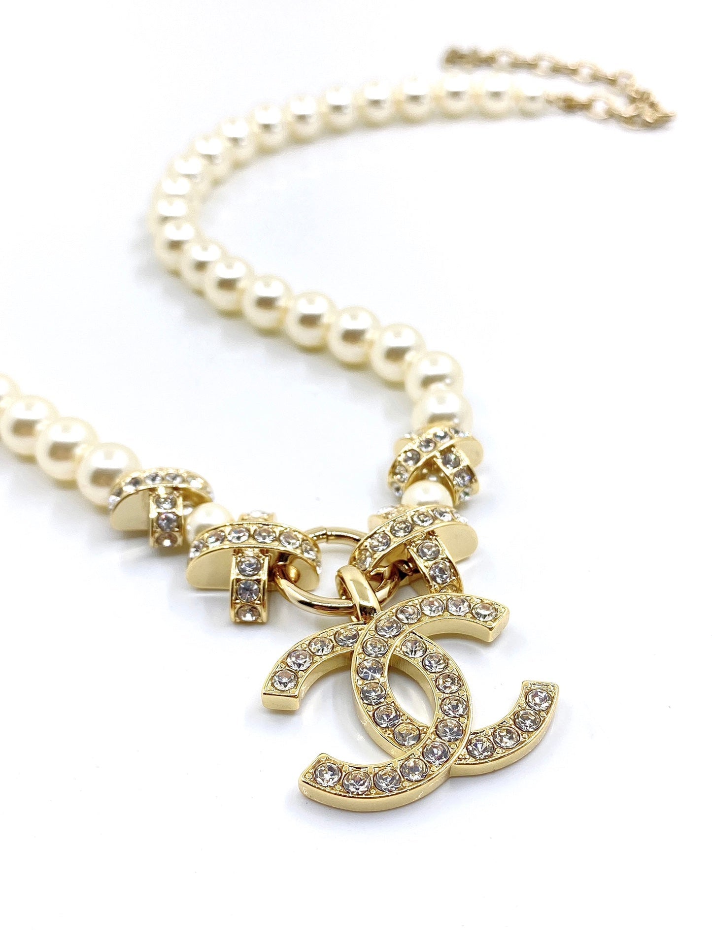 18K CC Pearls Chain Necklace