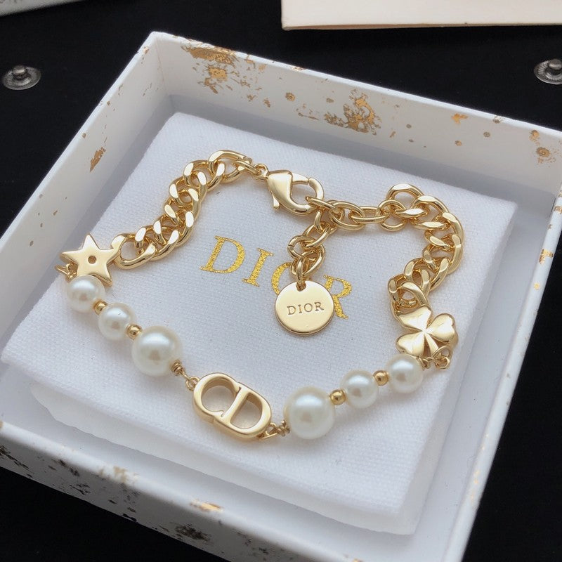 18K CD Pearls Gold Bracelet