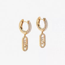 18K F O’Lock Earrings