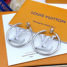 18K Louis Louise Hoop Pearls Earrings