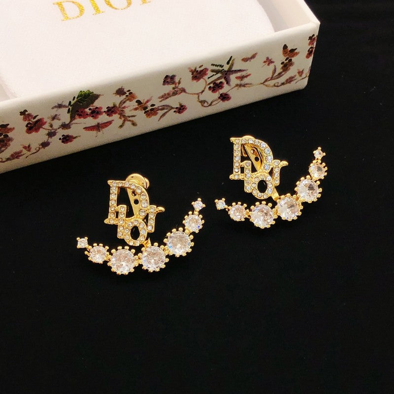 18K CD Seven Diamond Star Earrings