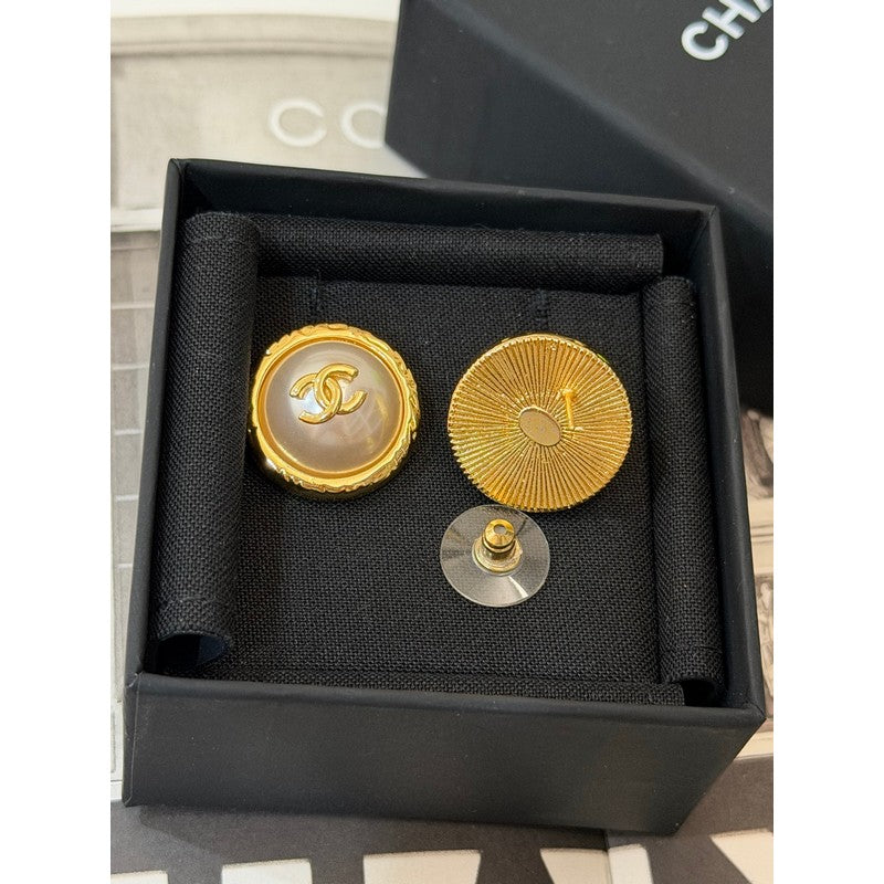 18K CC Yellow Gold Pearl Earrings