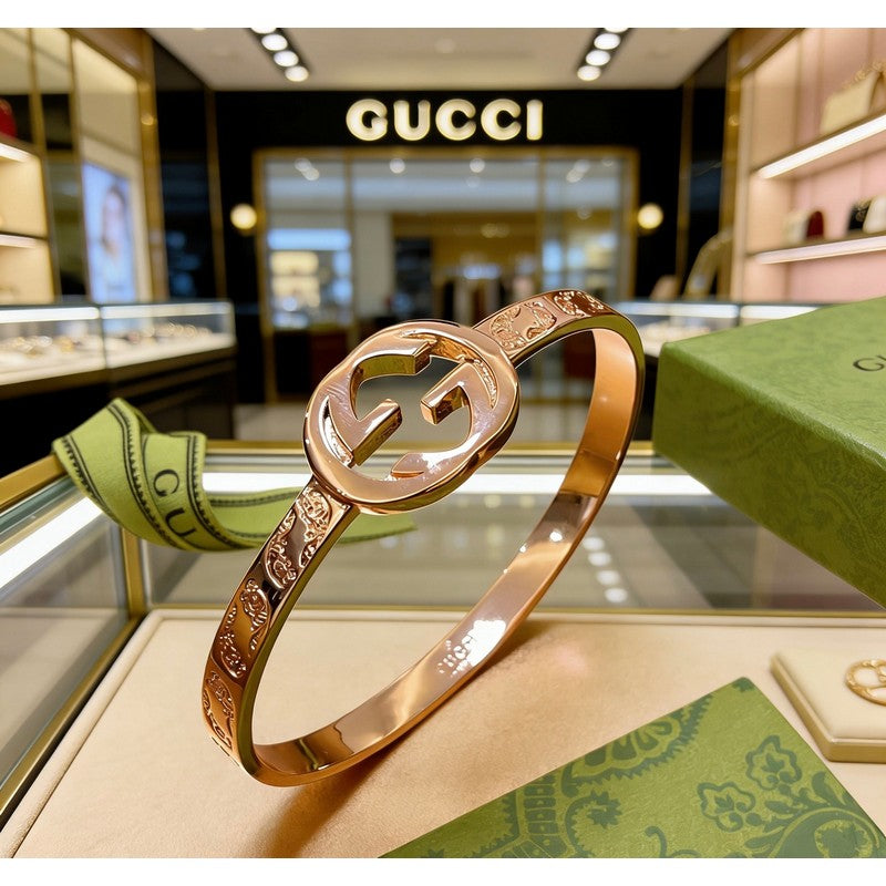 18K GG Interlocking G Gold Bracelet