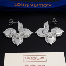 18K Louis Medaillon Earrings