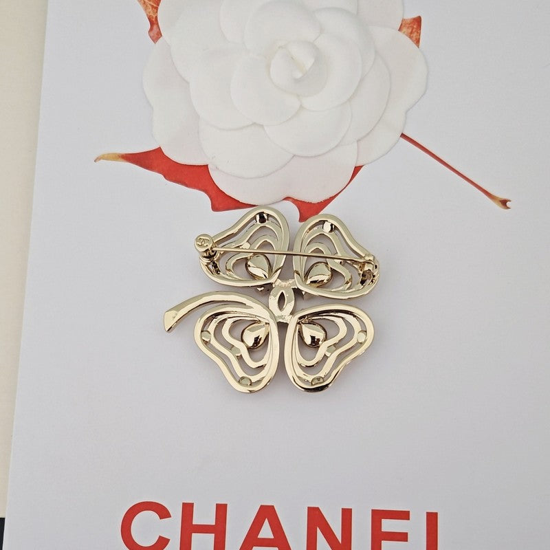 18K CC Clover Leaf Diamond Brooch