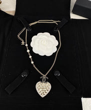 18K CC Heart Necklace