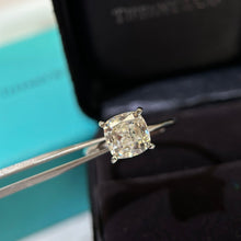 18K T True Engagement Ring