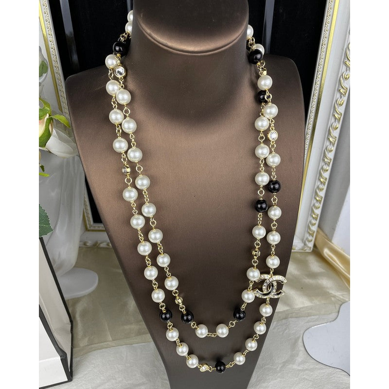 18K CC 24A Black & White Pearl Long Necklace