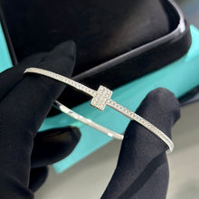 18K T Diamonds Bracelet
