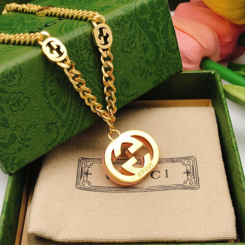 18K GG Interlocking G Pink Pendant Necklace