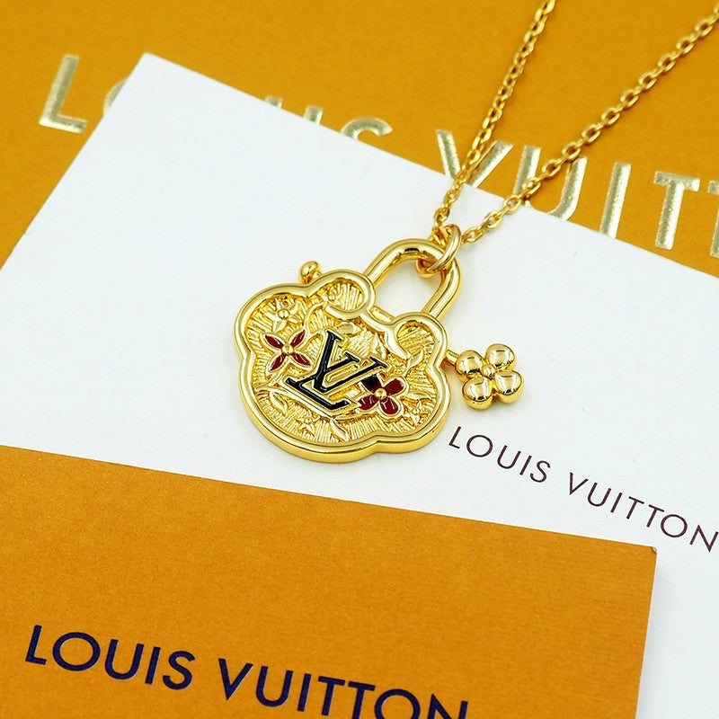 18K Louis Vintage Lock Gold Necklace
