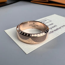18K Louis Vintage Ring