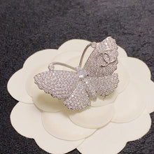 18K CHANEL Butterfly Diamonds Brooch