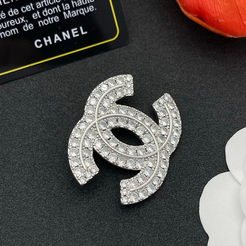 18K CC Full Diamond Brooch