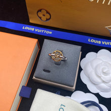 18K Louis Vintage Ring