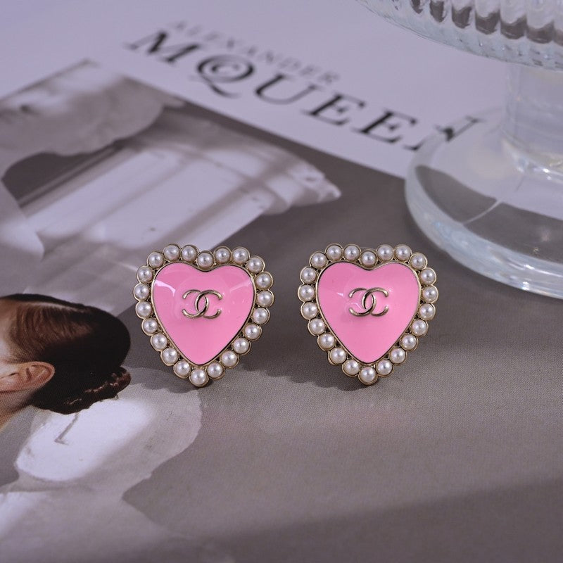 18K CC Pink Heart Pearl Earrings