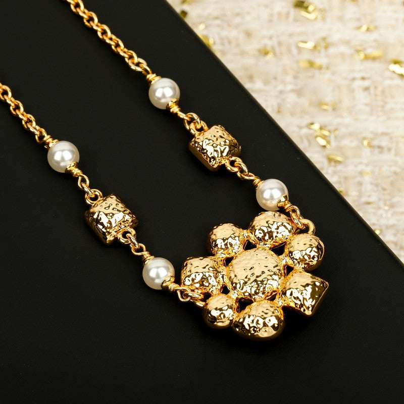 18K CC 26C Color Crystal Flower Bracelet