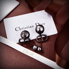 18K CD Tribales Grey Pearl Earrings