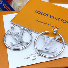 18K Louis Louise Hoop Pearls Earrings