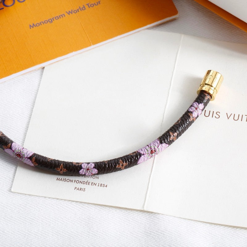 18K Louis Keep It Blossoms Bracelet
