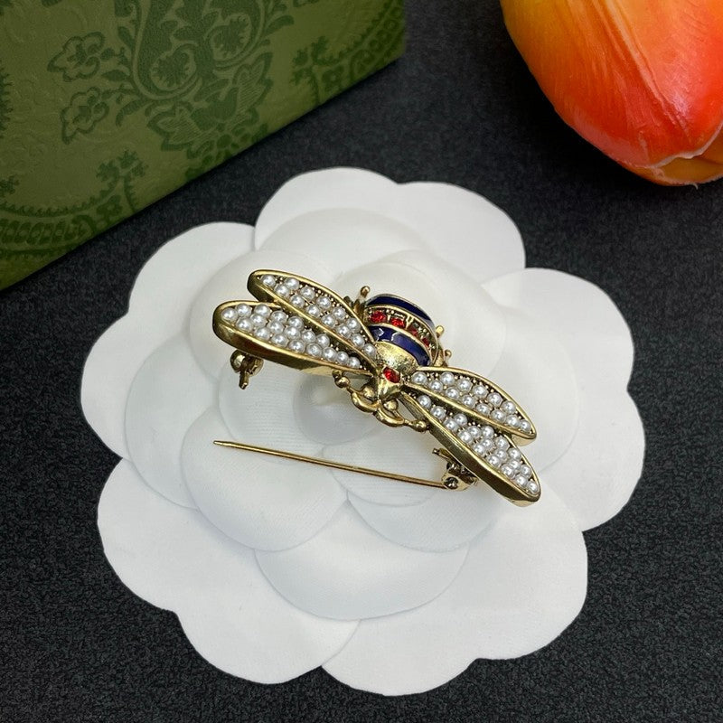 18K GG Red Bee Diamond Brooch
