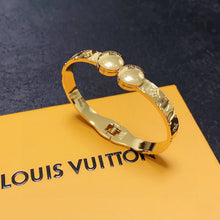 18K Louis Vintage Bracelet