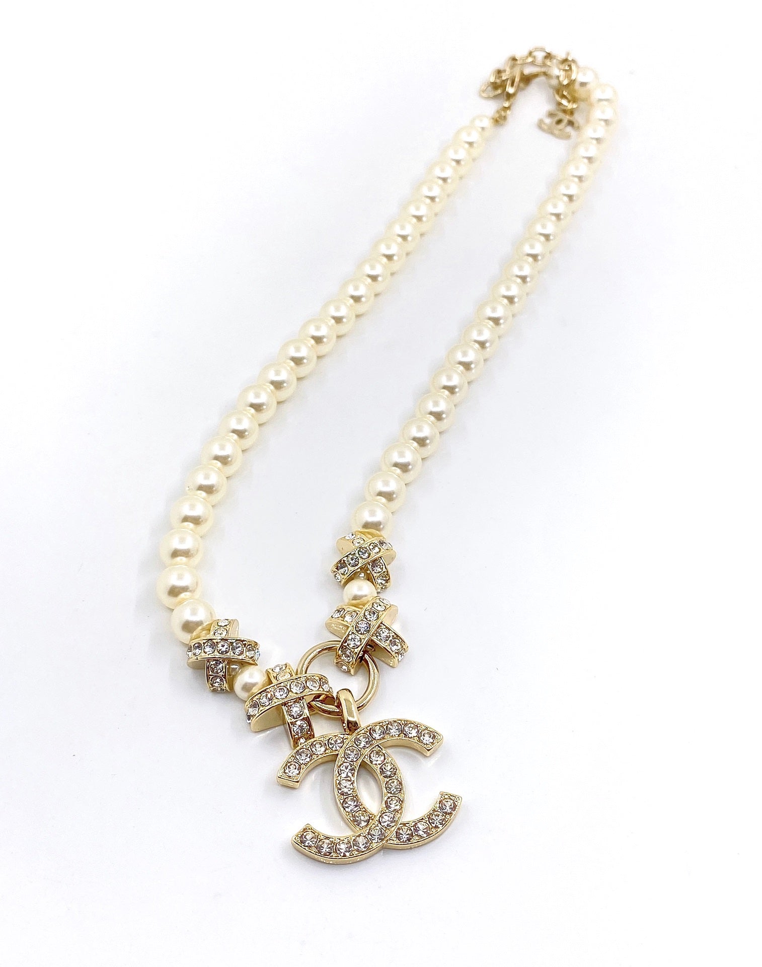 18K CC Pearls Chain Necklace